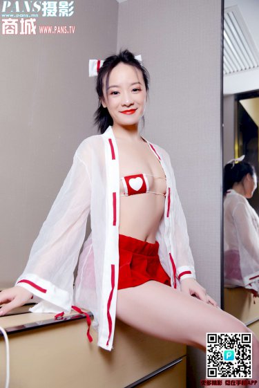 女同学小粉嫩夹住好舒服